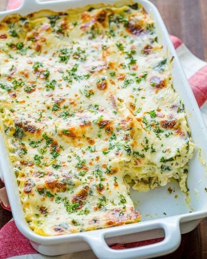 طرز تهیه لازانیا با گوشت، لازانیا مرغ و لازانیا رولی ساده با سس بشام