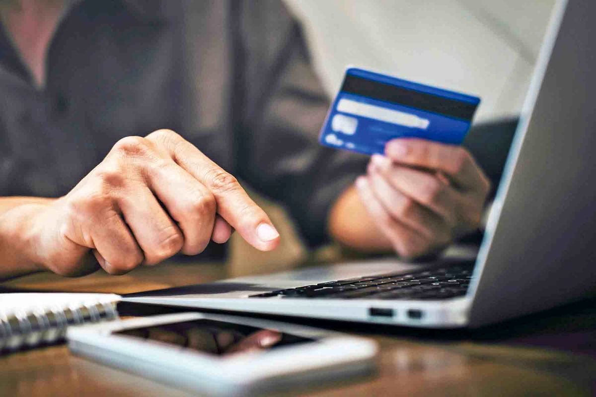 کلاهبرداری اینترنتی