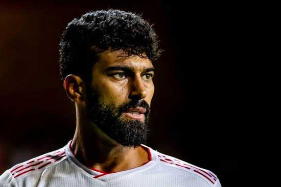 بازگشت رضاییان 