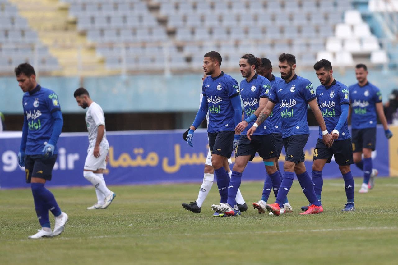 قرارداد بازیکنان استقلال