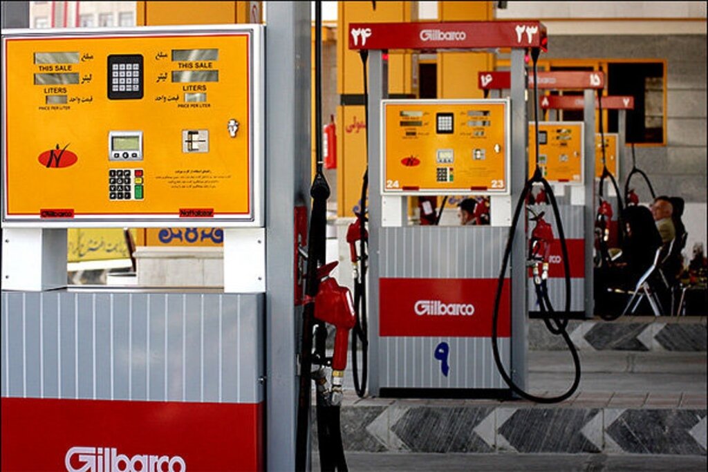 خبر مهم یک نماینده از تصمیم احتمالی مجلس برای قیمت بنزین