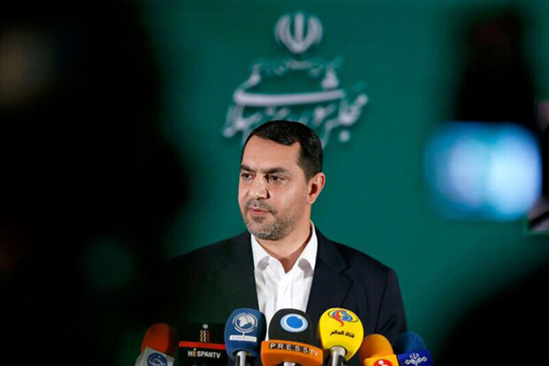 زارع: معافیت مالیاتی کارکنان دولت در سال آینده مشخص شد زارع: معافیت مالیاتی کارکنان دولت در سال آینده مشخص شد