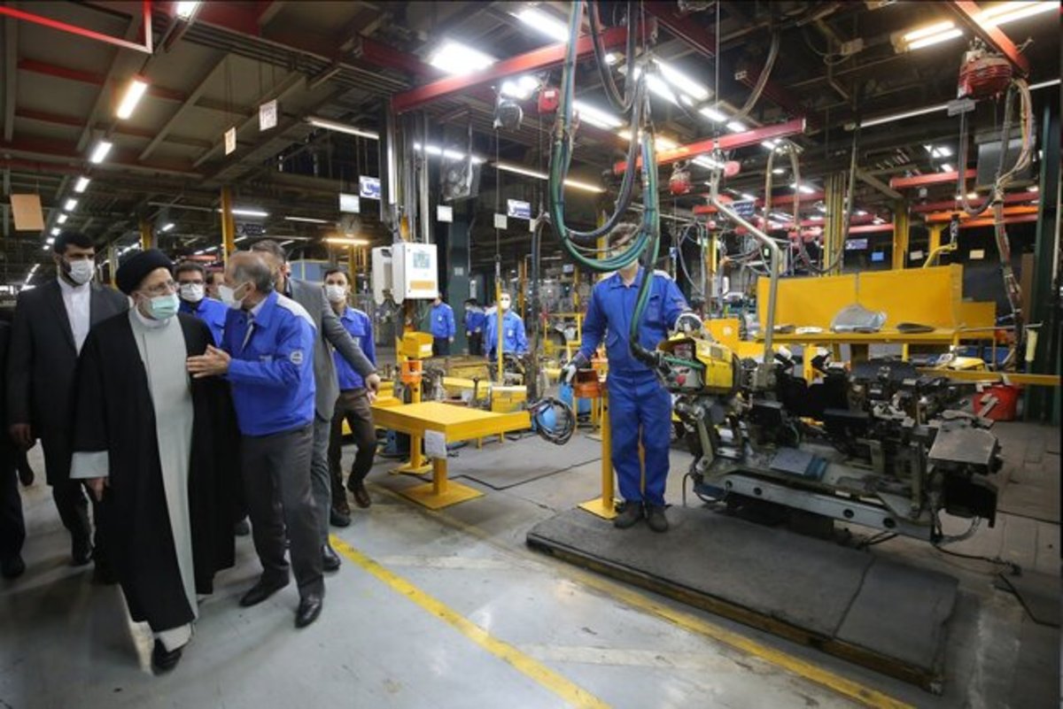 ۸ دستور رئیسی در بازدید از ایران خودرو ۸ دستور رئیسی در بازدید از ایران خودرو