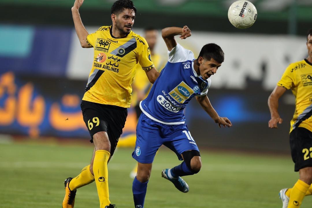 امیر قلعه‌نویی 