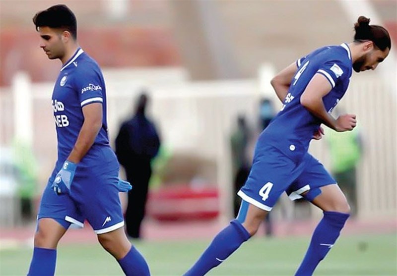 مدافعان سرباز استقلال