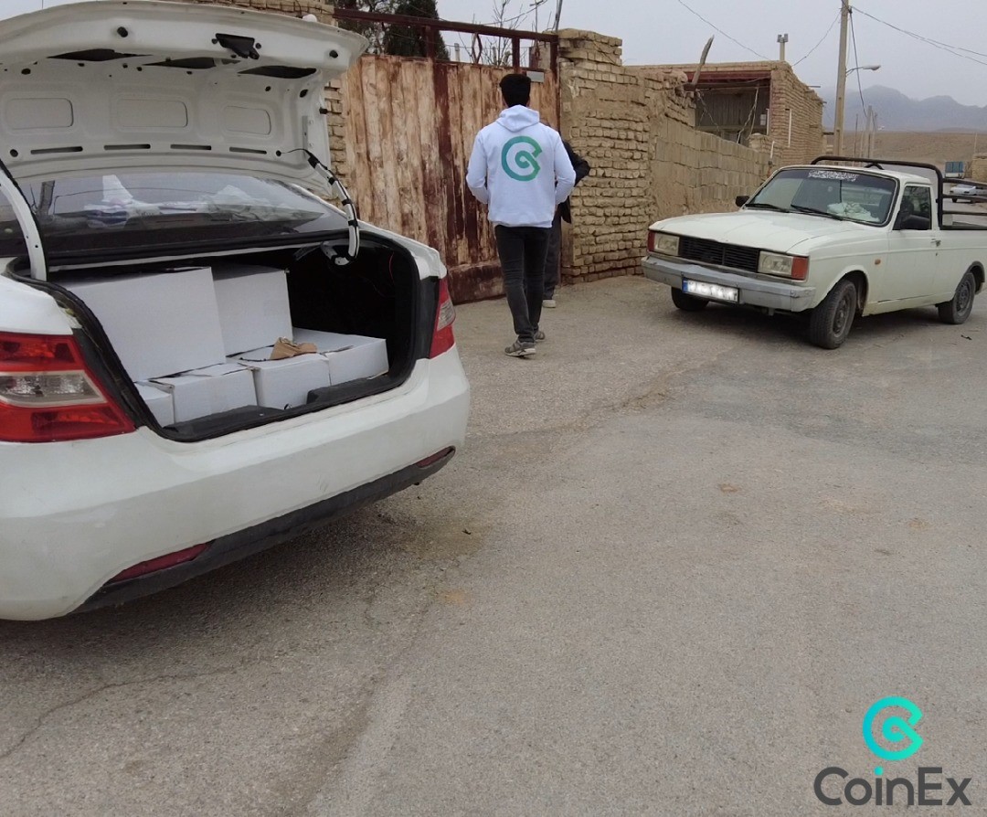 کوینکس و اقدامات بشر دوستانه در ایران