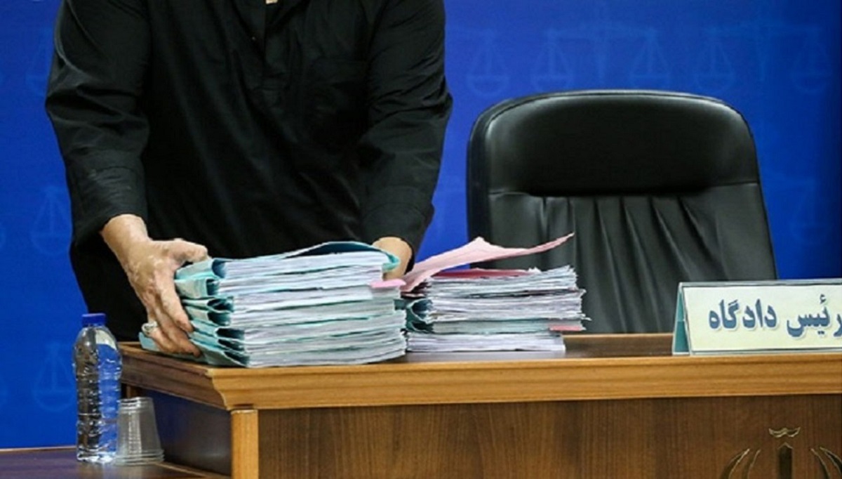 آذین خودرو سارینا