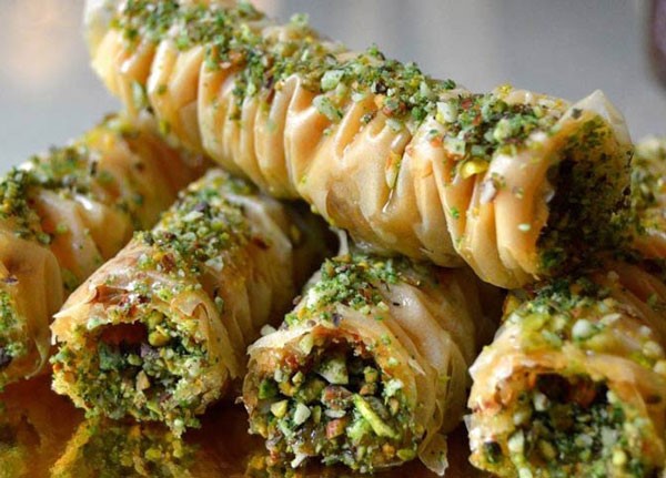 راهنمای رزرو آنلاین بلیط هواپیما تهران تبریز باقلوای لذیذ تبریز