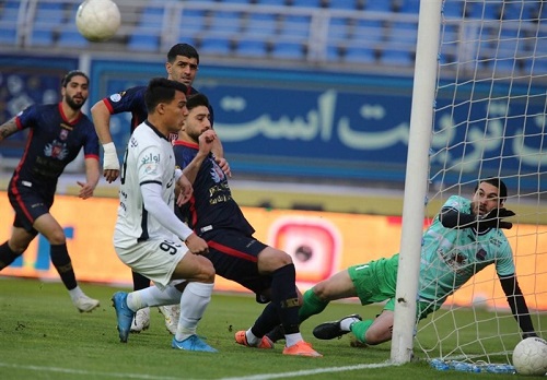 بازی استقلال و نساجی