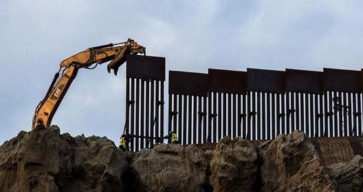 بایدن بودجه نظامی تکمیل دیوار مرزی را لغو کرد بایدن بودجه نظامی تکمیل دیوار مرزی را لغو کرد