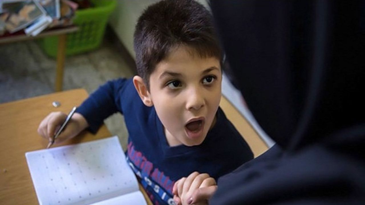 چالشهای آموزش آنلاین برای کودکان اوتیسم در بحران کرونا چالشهای آموزش آنلاین برای کودکان اوتیسم در بحران کرونا