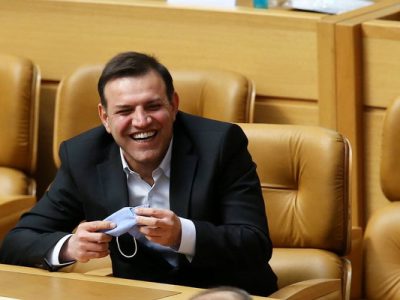 شغل دوم عزیزی خادم