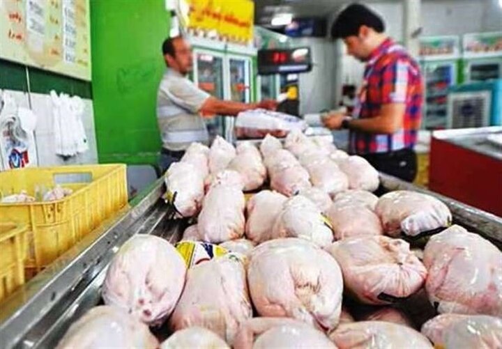 توزیع ۱۲ هزار تن مرغ گرم در بازار