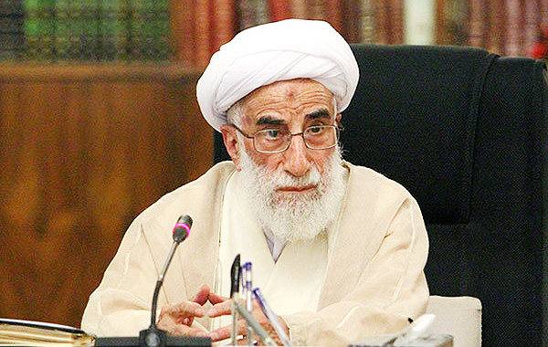 توصیه‌های آیت االه جنتی به کاندیدا‌های انتخابات یک روز مانده به ثبت نام/ چک بی محل صادر نکنید