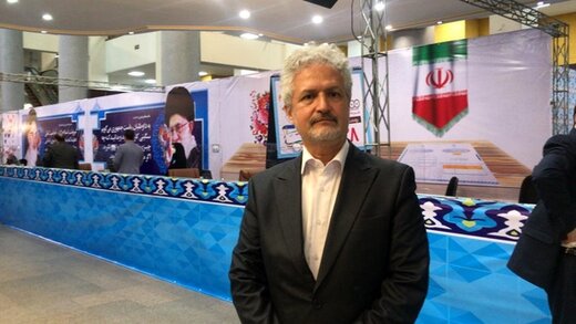 یک دیپلمات کاندیدای ریاست جمهوری شد یک دیپلمات کاندیدای ریاست جمهوری شد