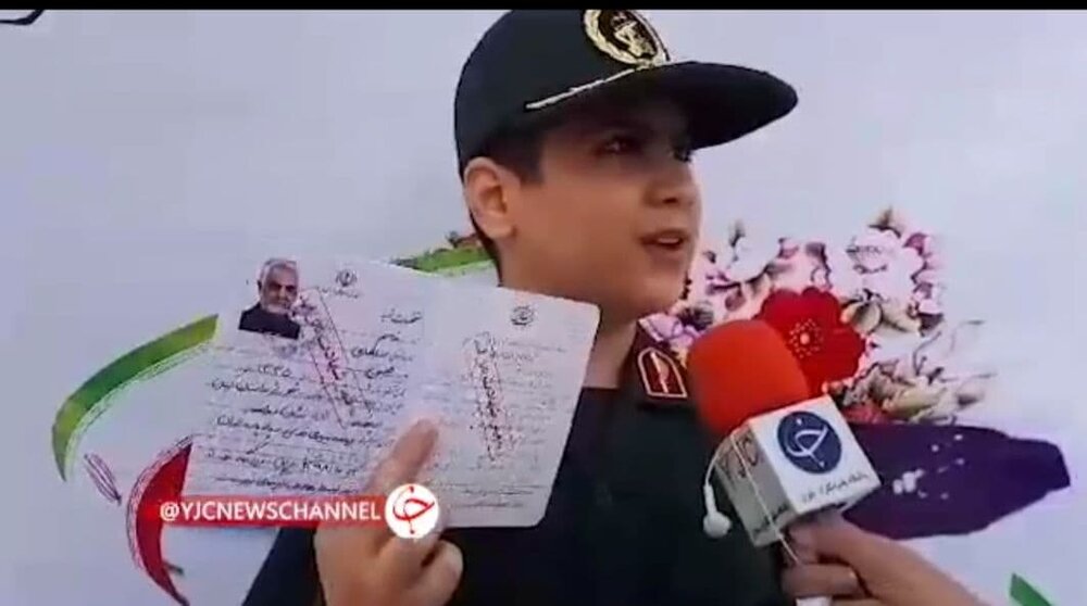 حاشیه‌های چهارمین روز ثبت‌نام انتخابات ۱۴۰۰/ از حضور دردسرساز یک کاندیدا در ستاد تا اظهارات جنجالی درباره زنان