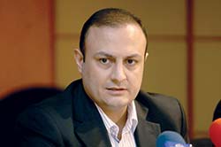 آرش محبی نژاد