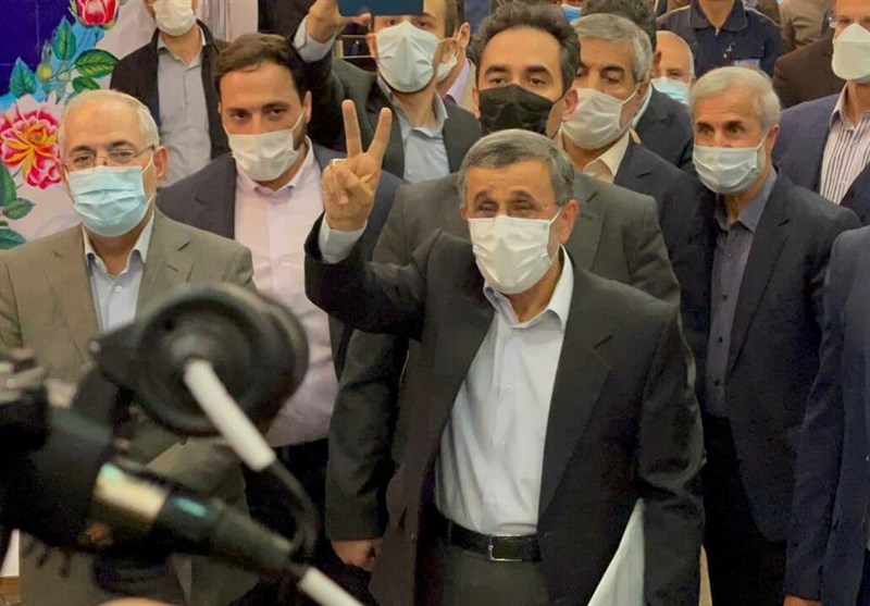 پروژه احمدینژاد چیست: اپوزیسیوننمایی پروژه احمدینژاد چیست: اپوزیسیوننمایی