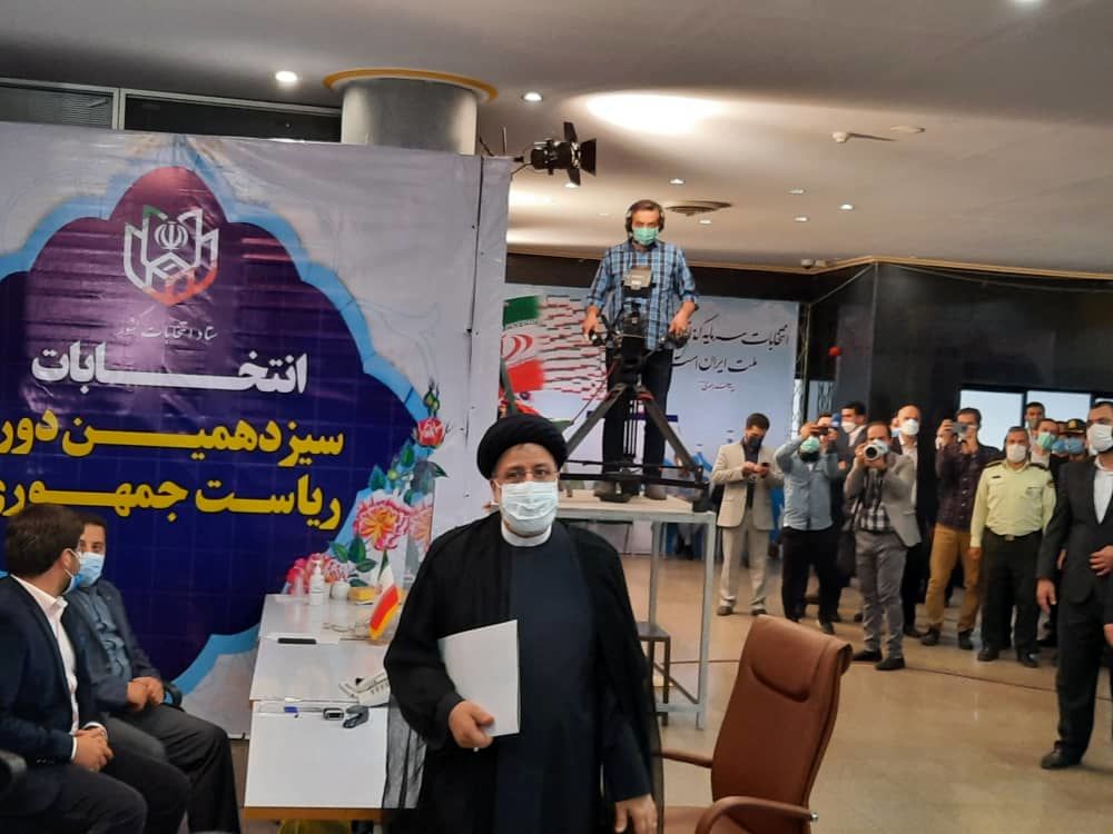 رئیسی: کسی به خاطر من انصراف ندهد /مستقل به انتخابات ریاست جمهوری آمده ام