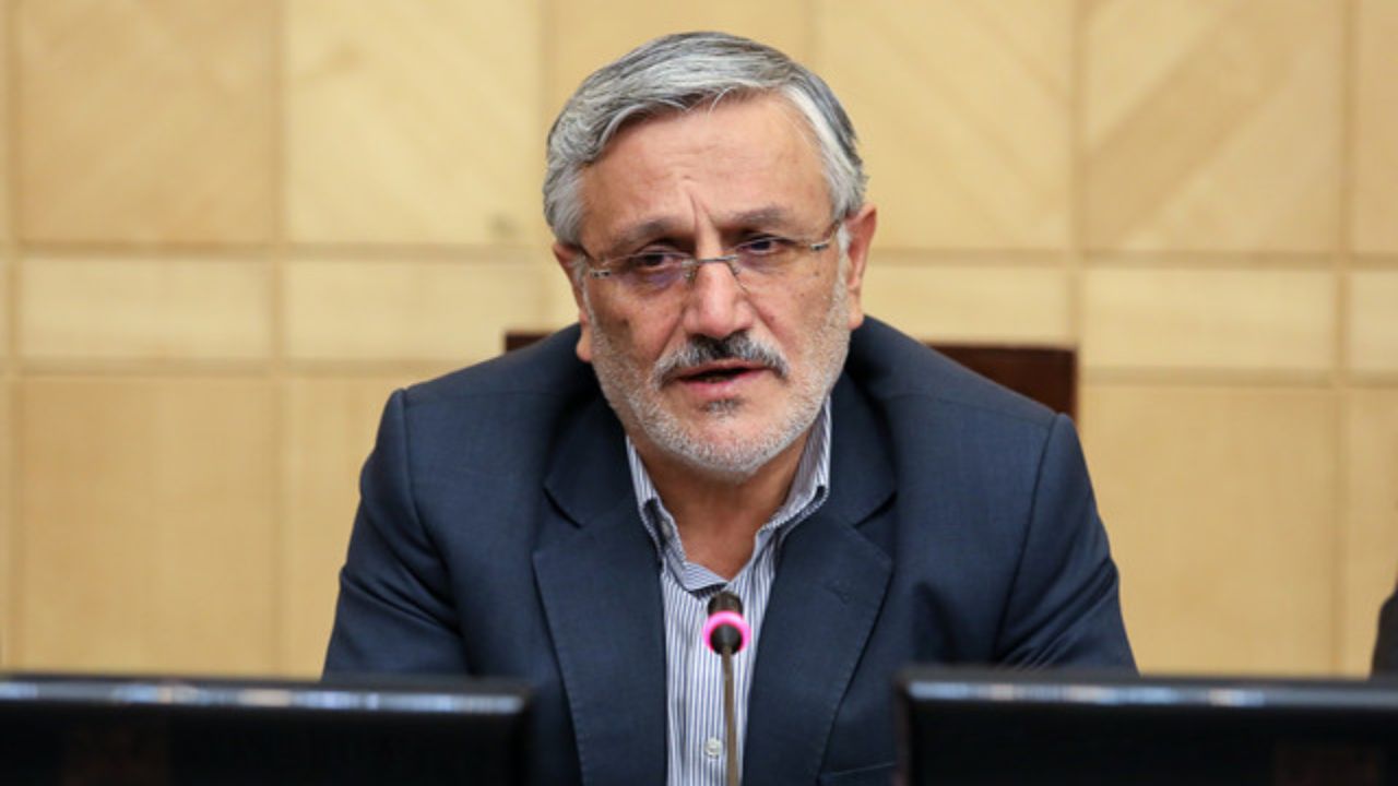 تایید صلاحیت تاجزاده و احمدینژاد به شور انتخاباتی میانجامد/ برخی آمدند که بگویند ما هنوز هم نفس میکشیم تایید صلاحیت تاجزاده و احمدینژاد به شور انتخاباتی میانجامد/ برخی آمدند که بگویند ما هنوز هم نفس میکشیم