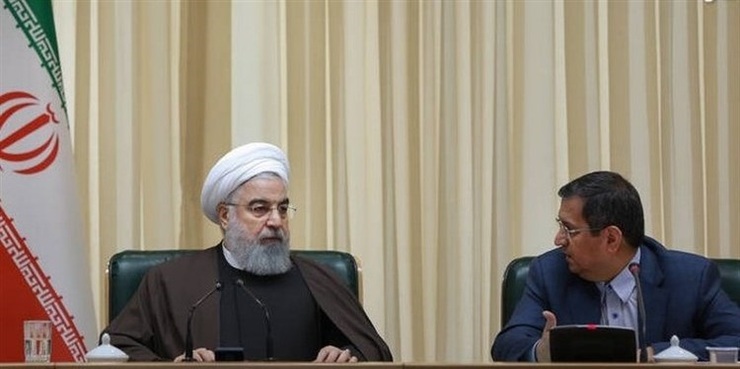 کیهان: اختلاف روحانی و همتی، جنگ زرگری است