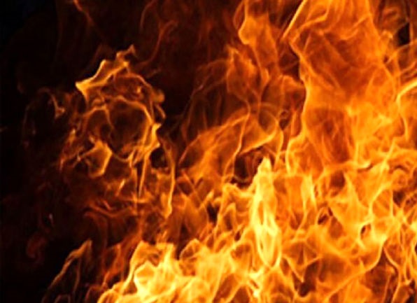 مرد جوان همخانه اش را زنده زنده سوزاند