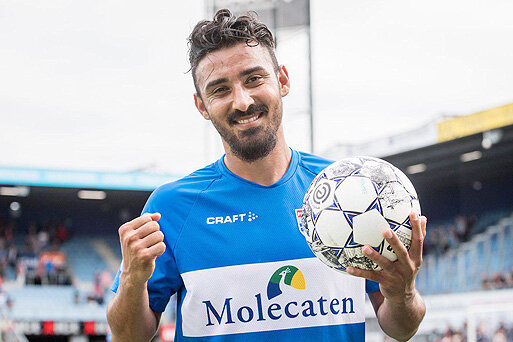 قوچان‌نژاد در راه استقلال؟