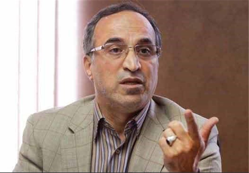 واعظ آشتیانی: دوقطبی رئیسی-همتی قابل اعتنا نیست / رئیسی و رضایی گزینه‌های نهایی اصوگرایان هستند