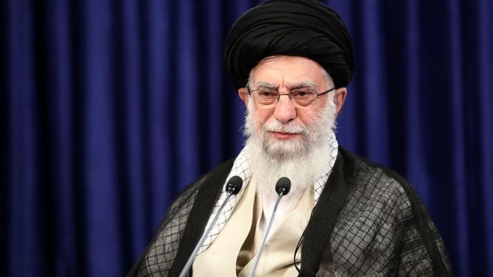 تذکر جدی رهبر انقلاب درباره وعده های عجیب کاندیداها