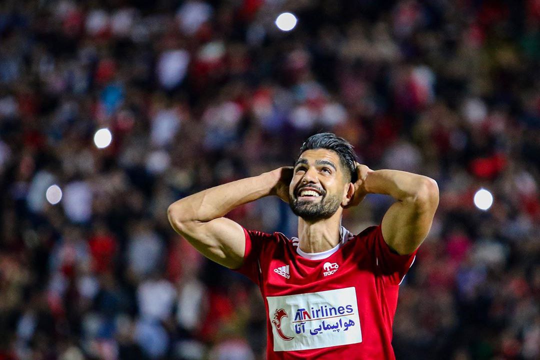 رقابت سرخابی‌ها برای رضا اسدی