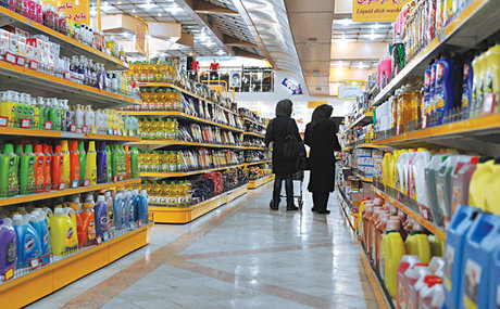 شکر هنوز چندنرخی است/ روغن را به شرط خرید دیگر اقلام می‌فروشند