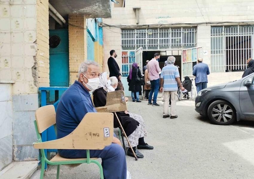 تزریق واکسن ایرانی