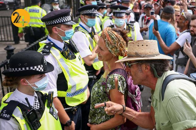 اعتراضات ضد قرنطینه در بریتانیا