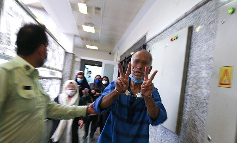 نظریه پزشکی قانونی درباره پدر و مادر بابک خرمدین نظریه پزشکی قانونی درباره پدر و مادر بابک خرمدین