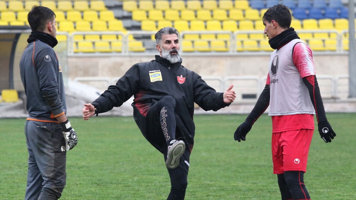 جانشین رادوشویچ در پرسپولیس 