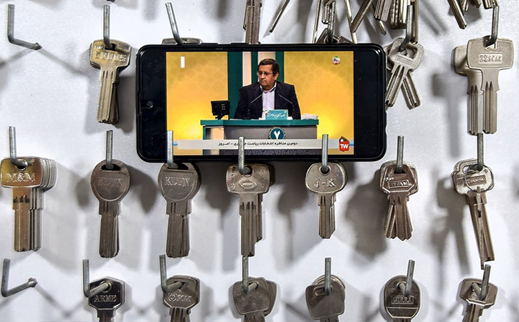 عبدالناصر همتی عبدالناصر همتی