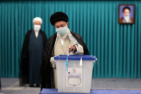رهبر انقلاب: روز انتخابات روز ملت ایران است رهبر انقلاب: روز انتخابات روز ملت ایران است