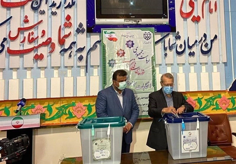 علی لاریجانی در مازندران رای خود را به صندوق انداخت