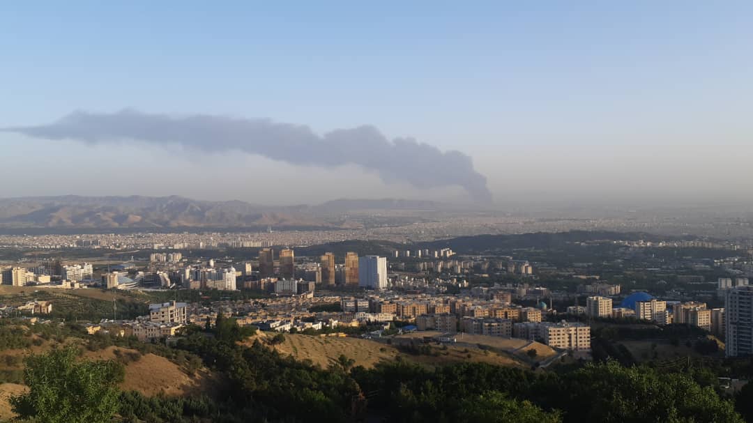 آتش‌سوزی مهیب در جنوب تهران؛ هم‌اکنون
