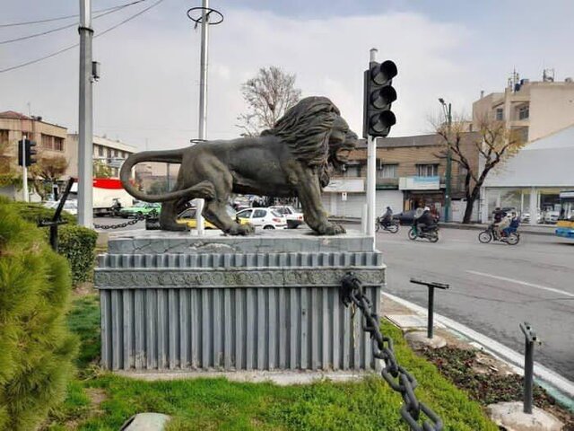 شیر‌های فعلی میدان حر قدمت تاریخی ندارند/ شیر‌های جدید بامصالح جدید نصب میشوند