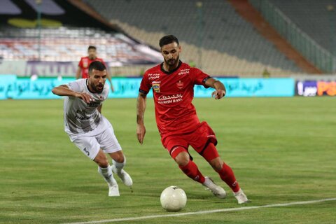 واکنش تند ستاره پرسپولیس درباره تمدید قرارداد/ باشگاه کاری نکند؛ اقدام ما یک طرفه خواهد بود!