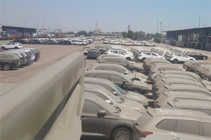 آخرین وضعیت خودروهای بلاتکلیف مانده در گمرکات اعلام شد + سند