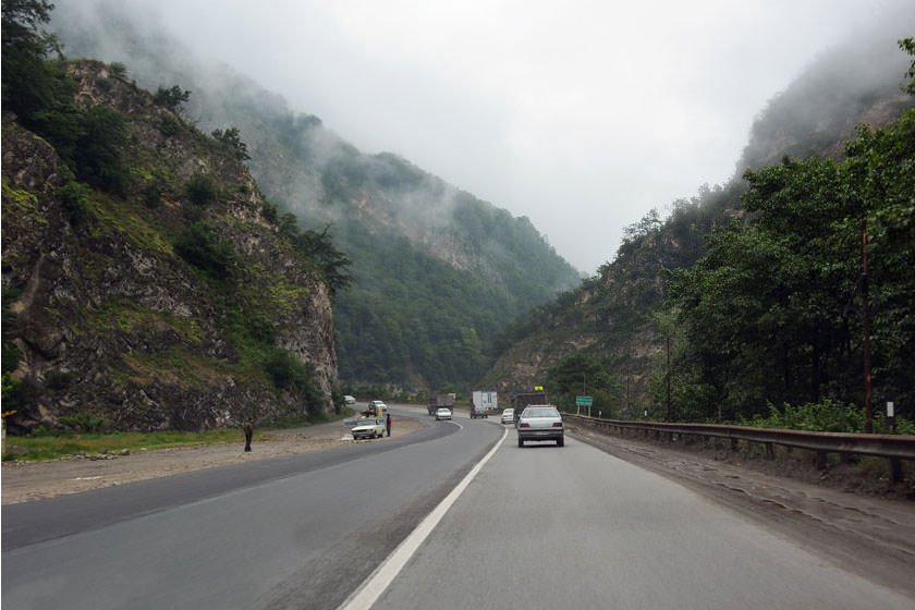 جاده هراز امروز و فردا مسدود است
