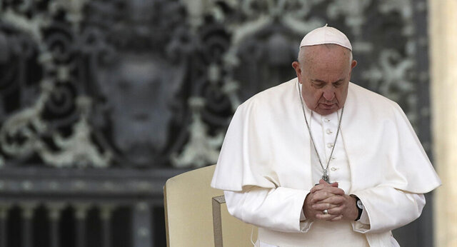 بستری شدن پاپ فرانسیس