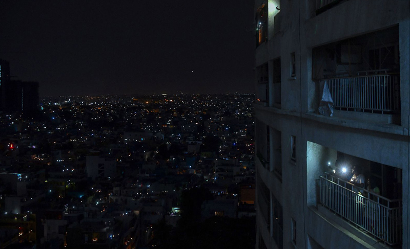 نیروگاه‌های کشور توان تولید بیش از ۵۵ هزار مگاوات را ندارند/ خاموشی‌های گسترده در راه است