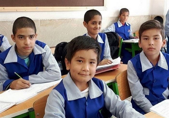 شرایط ثبت نام دانش آموزان افغان