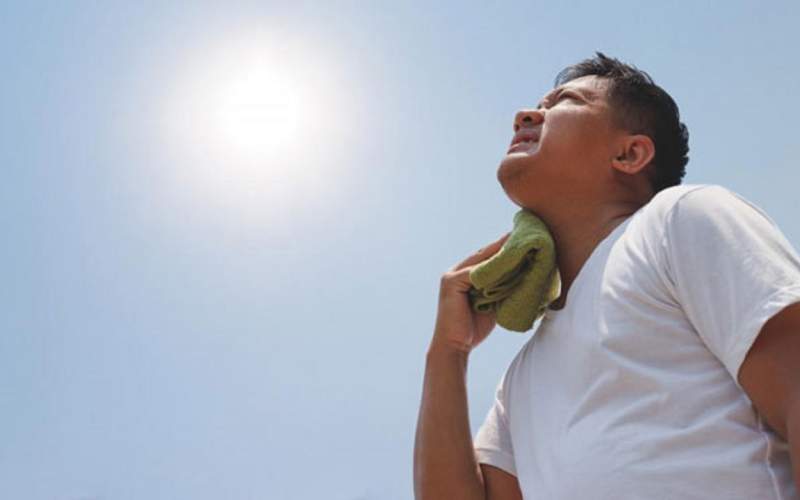 چگونه از گرمازدگی در امان بمانیم؟