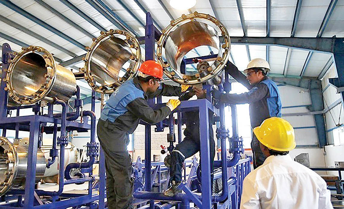 دولت سیزدهم فرمان توقف لابی&zwnj;گری در صنعت را بدهد/ منابع تولید را غارت کردند