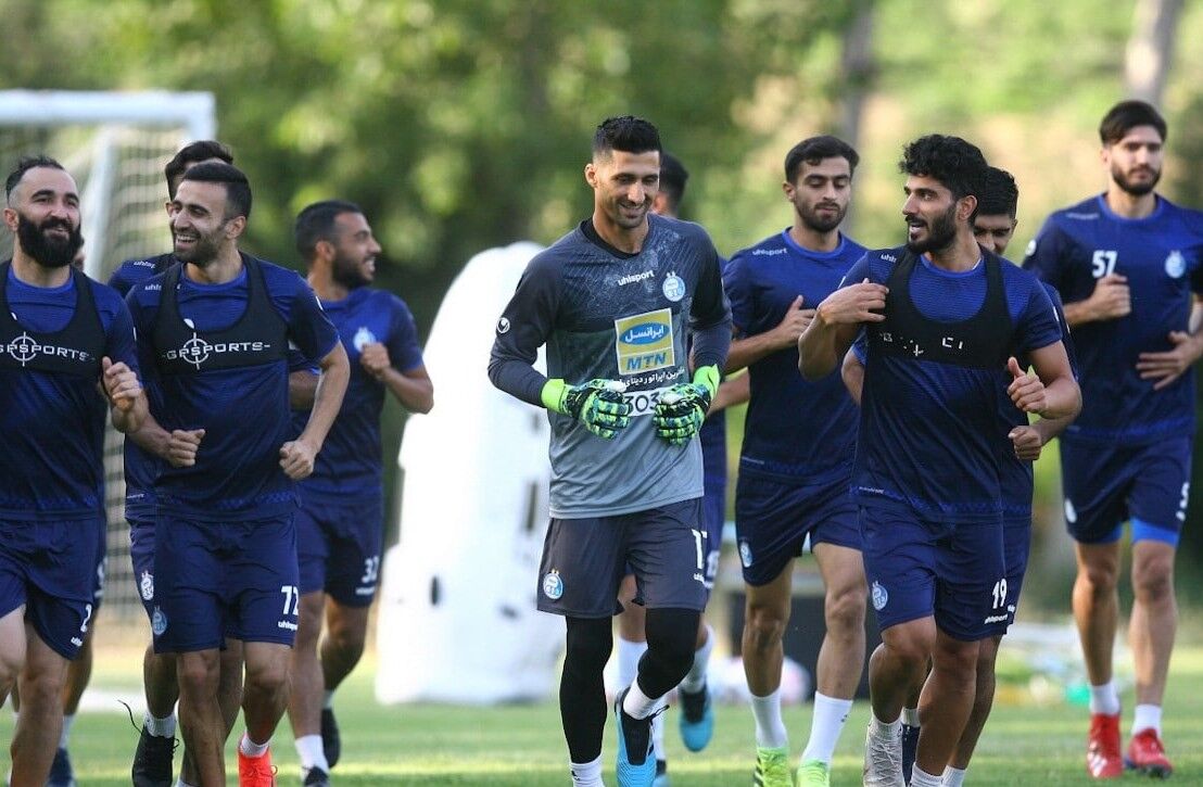 قرارداد بازیکنان استقلال