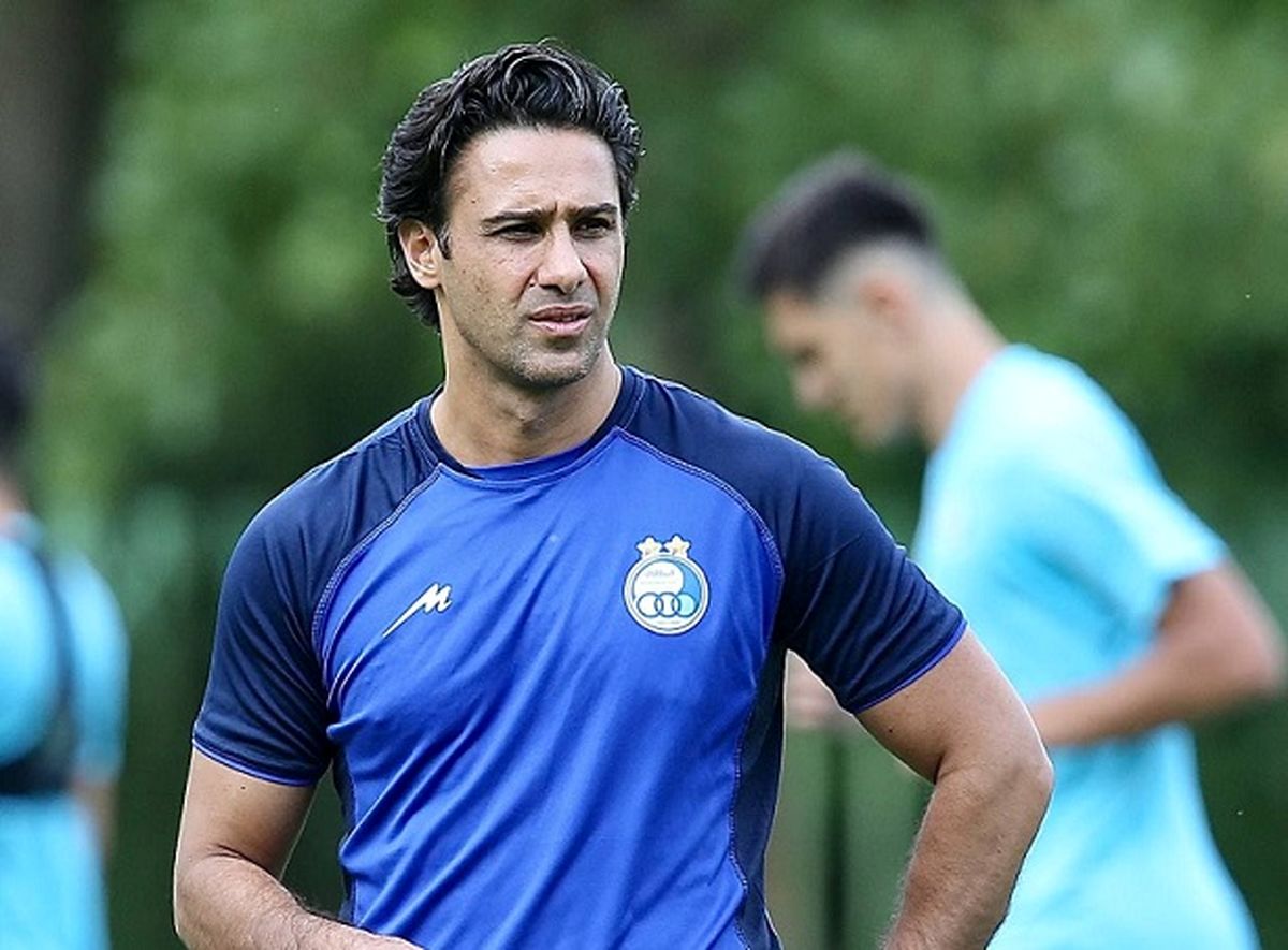 سرنوشت فرهاد باز هم به جام حذفی گره خورد/ مجیدی برای ماندن میجنگد سرنوشت فرهاد باز هم به جام حذفی گره خورد/ مجیدی برای ماندن میجنگد